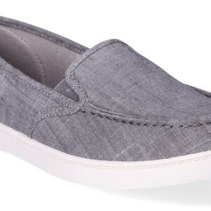 Men's Gray Slip-On Shoes, Size 8W